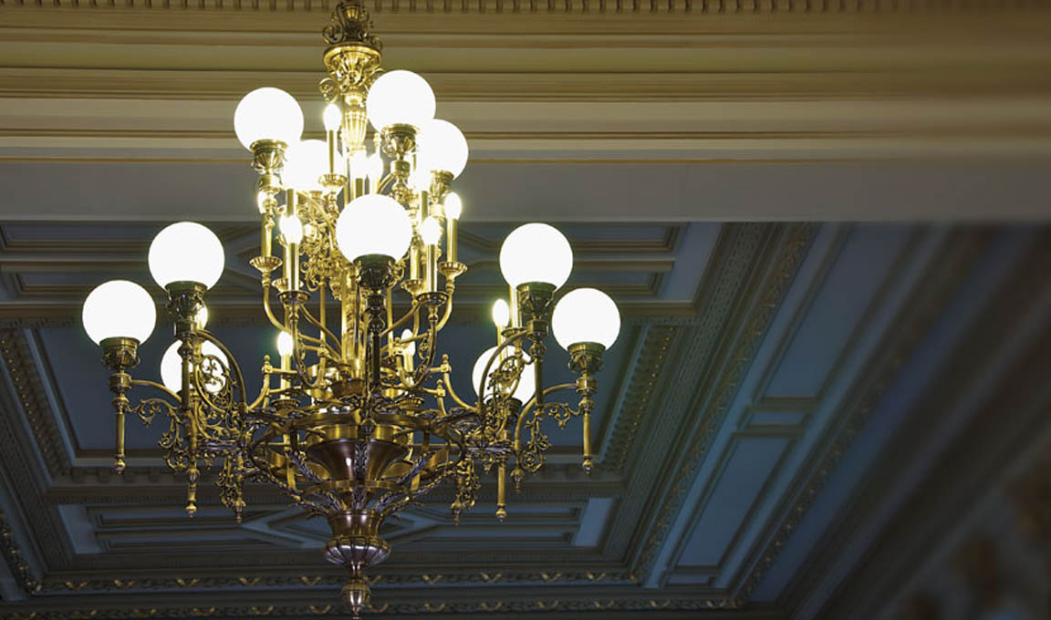 FD.STIL chandeliers in the National Bank of Romania